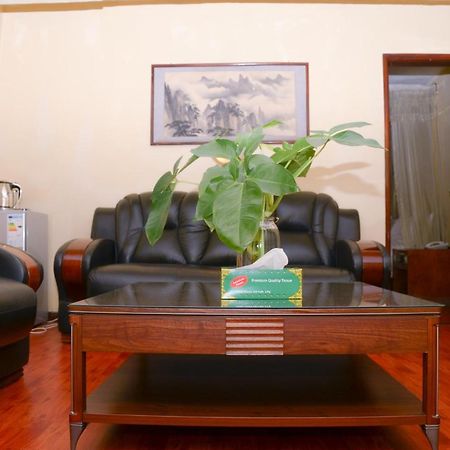 Fang Fang Hotel Kampala Exteriér fotografie